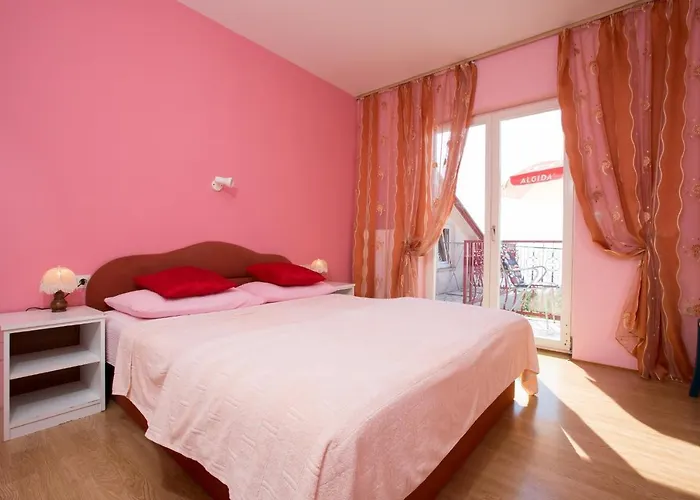 With A Parking Space Lovran, Opatija - 7738 Apartamento Lovran
